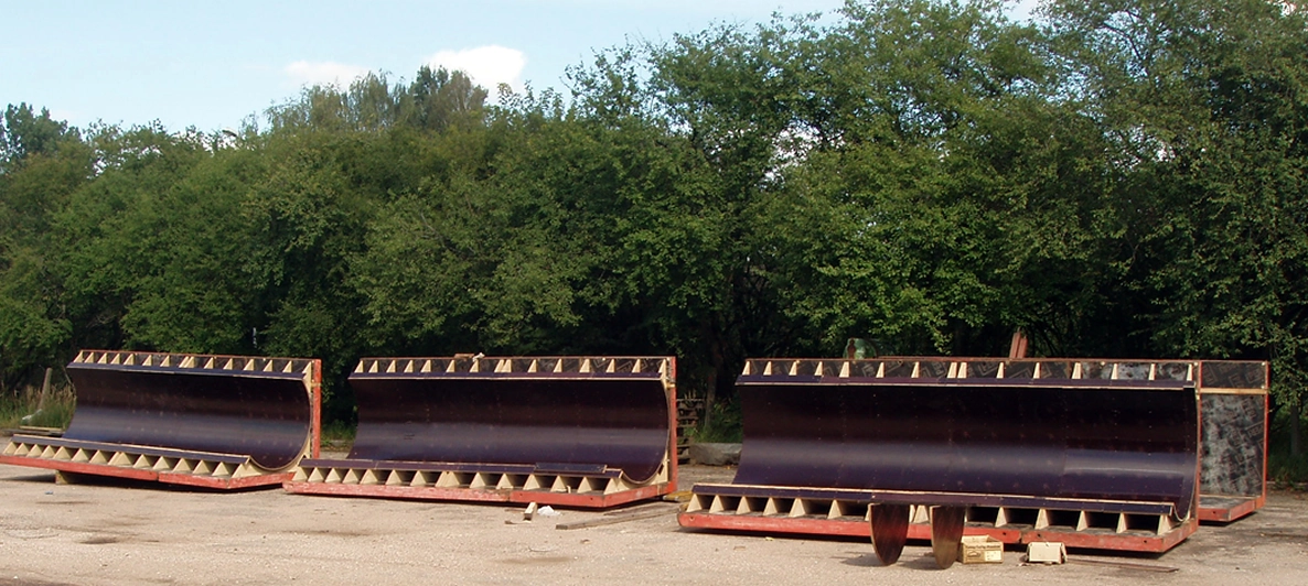 Veidņi resnai kolonnai